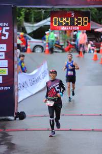 BIB: 044, 138, 2019
                            <button type="button" onclick="openModal(5745991)" class="btn btn-primary btn-sm float-right btn-popup" data-toggle="modal" data-target=".modal-high-quality">
                        <i class="fas fa-shopping-cart"></i> Add to Cart
                    </button>
                                            <button type="button" onclick="isThisMe(5745991, true)" class="btn btn-success btn-sm float-right btn-popup btn-isme hidden" data-toggle="tooltip" data-placement="bottom" title="นี่คือรูปของคุณใช่ไหม คลิกที่นี่เพื่อเอาเข้าอัลบั้ม">
                        <i class="fas fa-plus"></i> Add to album
                    </button>
                    <button type="button" onclick="isThisMe(5745991, false)" class="btn btn-warning btn-sm float-right btn-popup btn-isnotme hidden">
                        <i class="fas fa-ban"></i> Remove from album
                    </button>